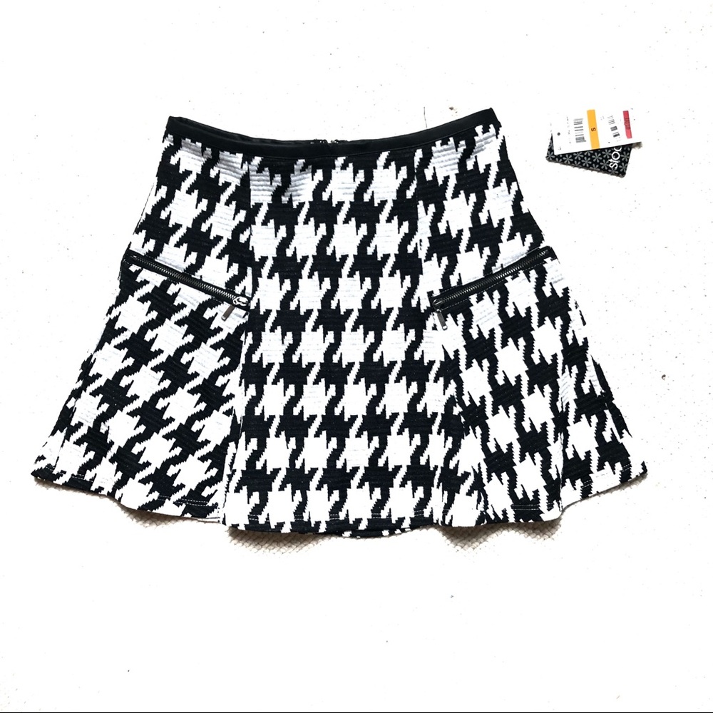 Brand new with tags - Houndstooth skirt